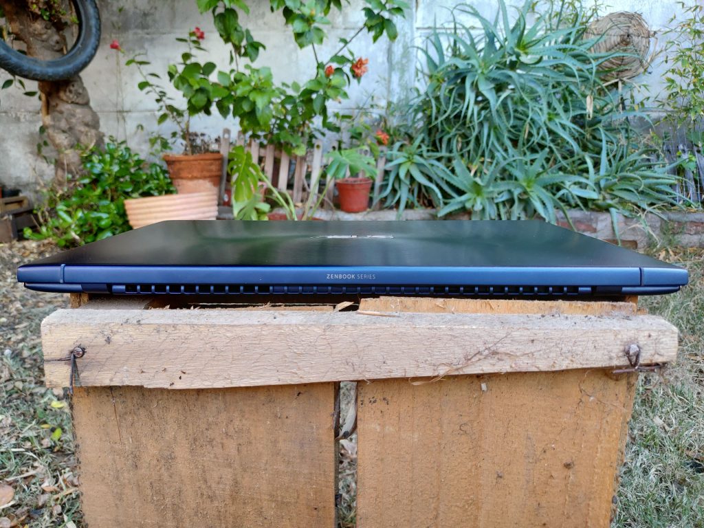 ASUS ZenBook 14 foto 25