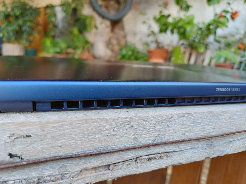 ASUS ZenBook 14 foto 10