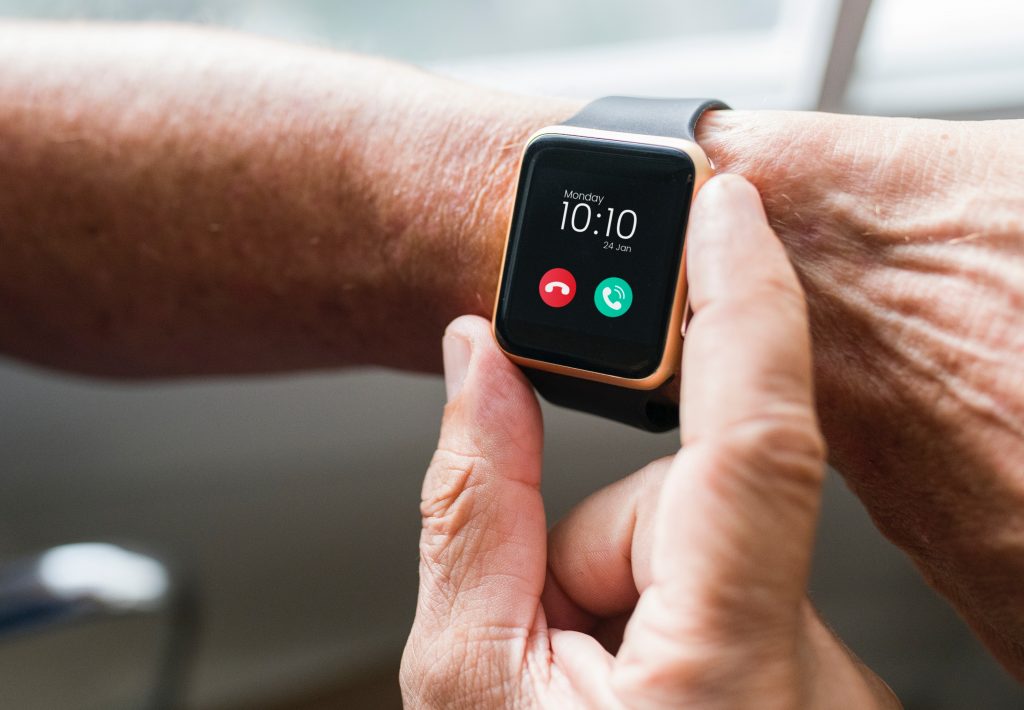 Apple podría lanzar sus relojes inteligentes Watch 5 en septiembre