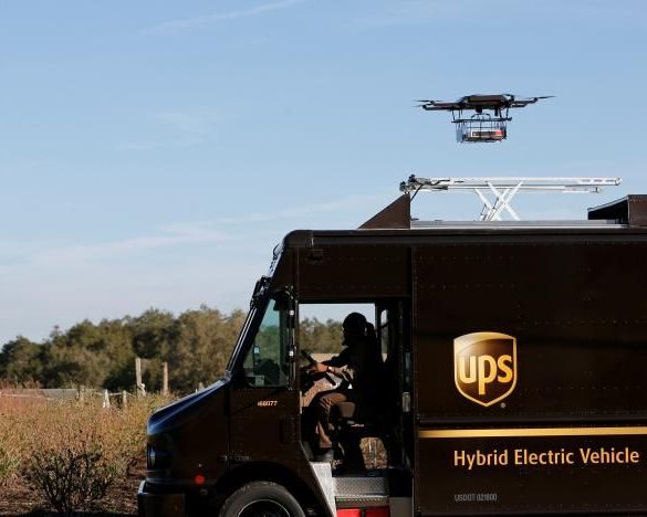 ups servicio drones