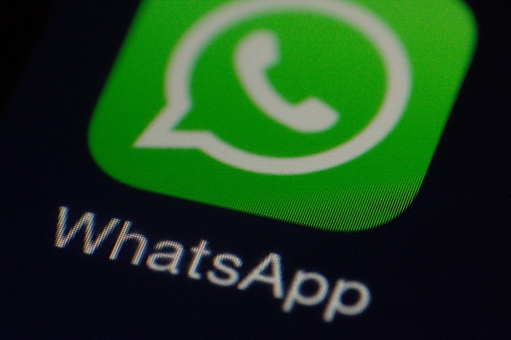 WhatsApp quiere terminar con su cifrado de extremo a extremo y leer tus mensajes
