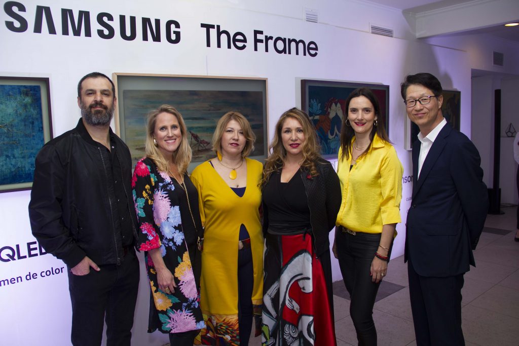 Samsung renueva su linea The Frame e incorpora obras de artistas chilenos