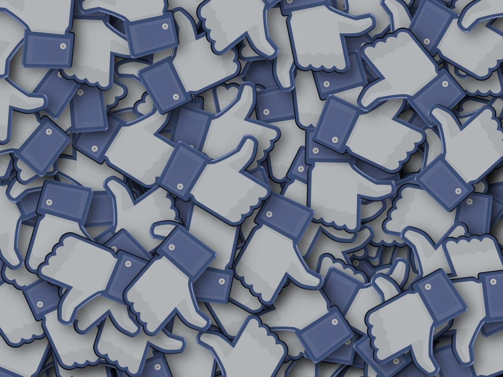 Facebook también quiere esconder el contador de likes de sus usuarios