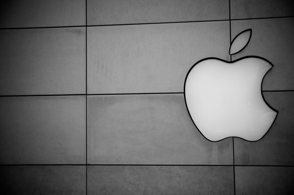 Apple logra reducir multa antimonopolio impuesta por Francia a 372 millones de euros