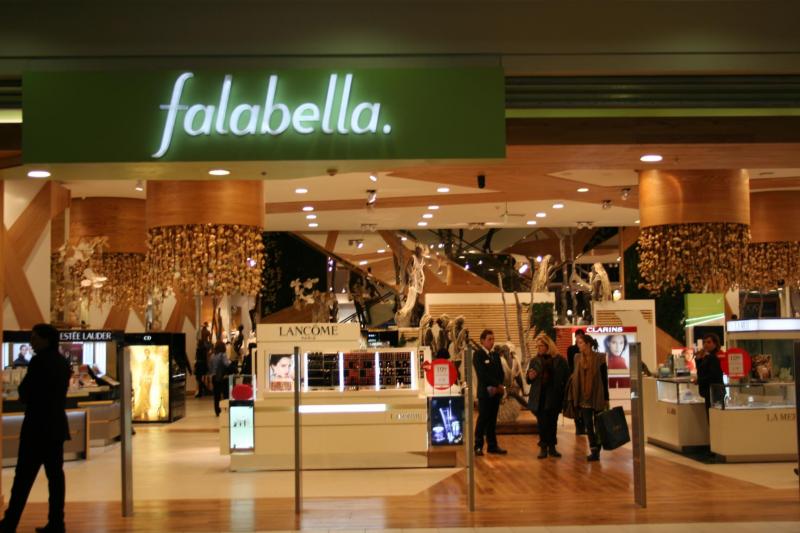 Grupo Falabella lanzará este año una tarjeta de crédito virtual y su aplicación de delivery