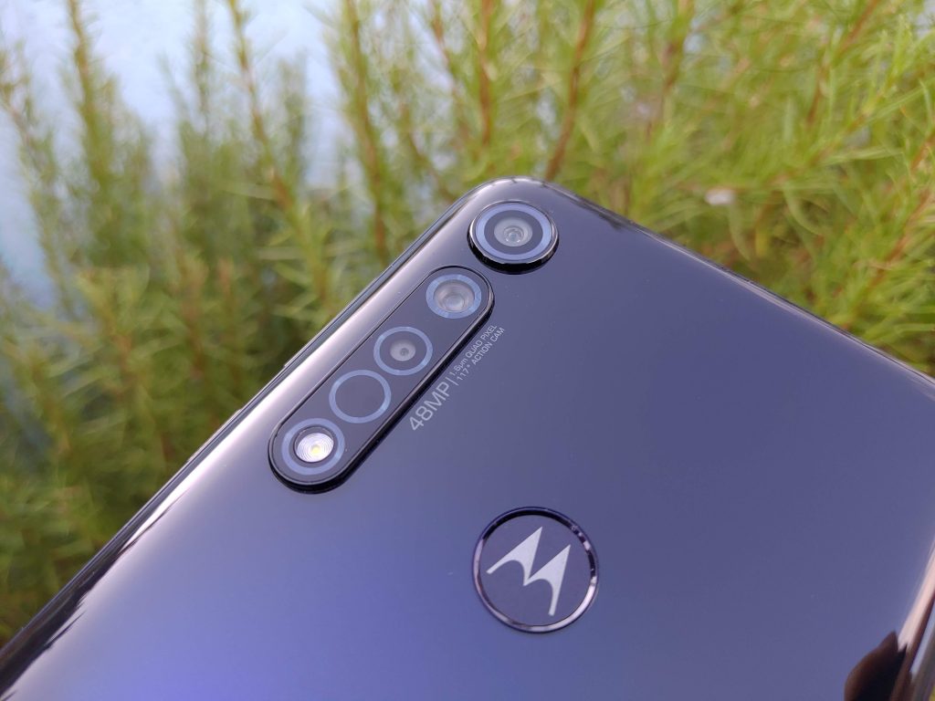 Foto Moto G8 Plus (11)