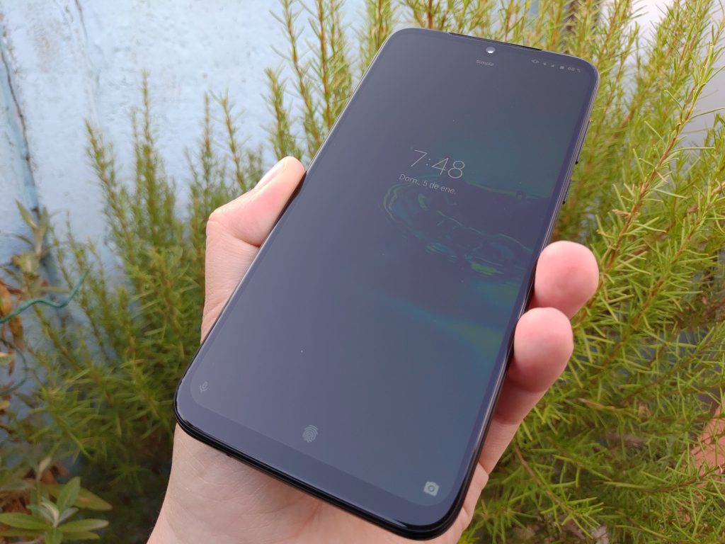 Foto Moto G8 Plus (14)