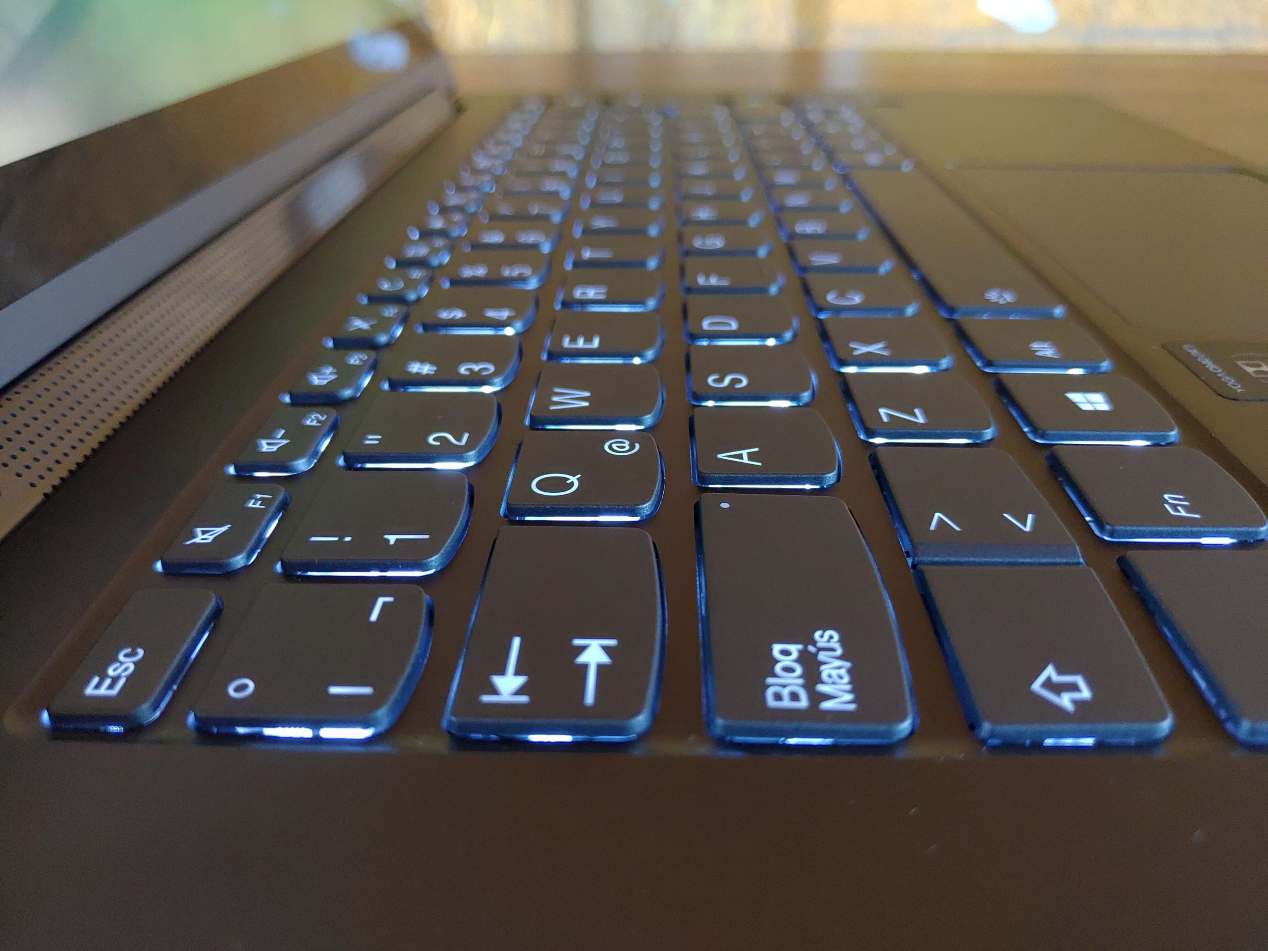 Lenovo Yoga C940 foto (7)