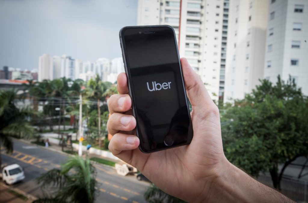 Uber Taxi: Ya puedes pedir viajes en los tradicionales vehículos de techo amarillo a través de la aplicación