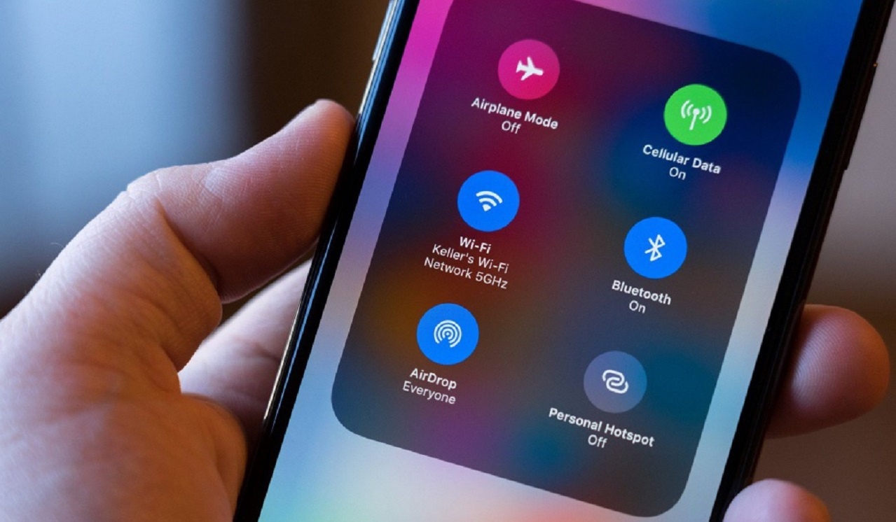 Samsung Galaxy S26 ya puede usar AirDrop con iPhone vía Quick Share: primero hay que actualizar