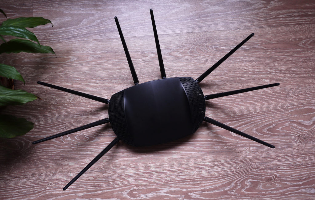 Router de gama alta, con gran cantidad de antenas
