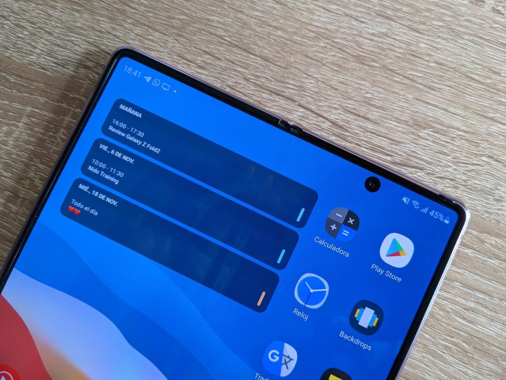 Samsung Galaxy Z Fold 3 podría llegar con una cámara frontal bajo la pantalla principal