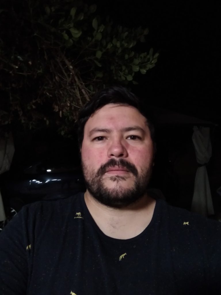 Lenovo Yoga Smart Tab Foto (4)