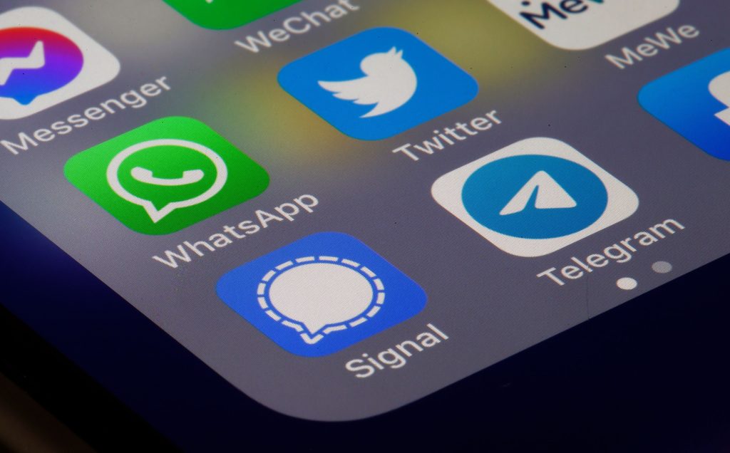 Telegram vs WhatsApp vs Signal, ¿Cuál es la mejor para ti? Conoce las ventajas y desventajas de cada una de ellas