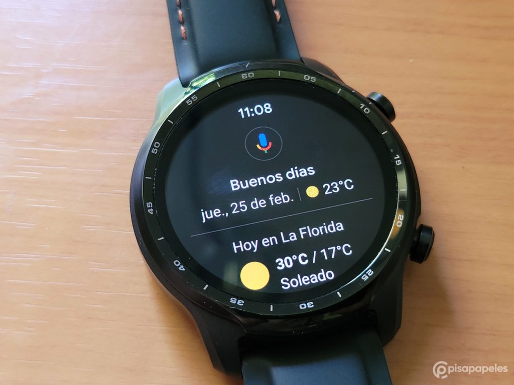 Los futuros relojes con Wear OS finalmente permitirán voltear la pantalla para usar el reloj al revés