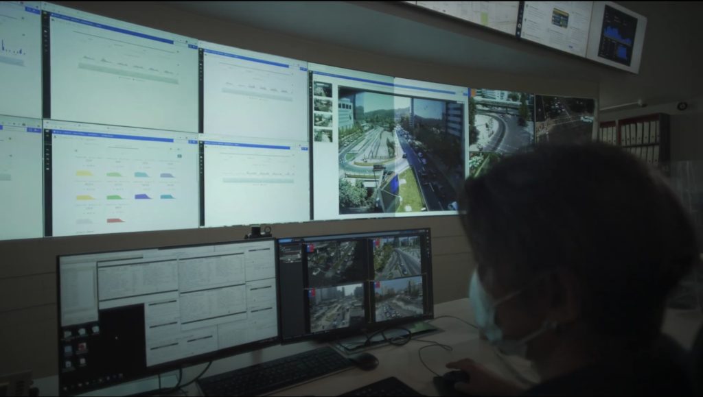 Ministerio de Transportes y Telecomunicaciones y Entel habilitan piloto en cámaras de control de tránsito con Inteligencia Artificial conectadas a red 5G