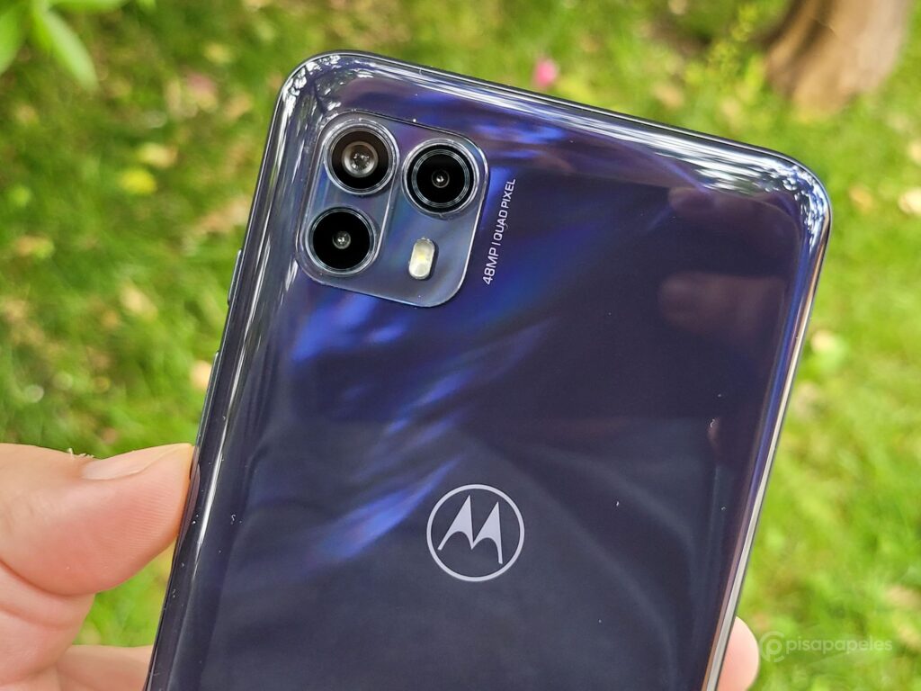 Motorola lanzará un smartphone con cámara de 200 megapíxeles en julio