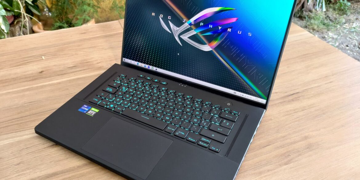 Asus ROG Zephyrus M16 foto 19