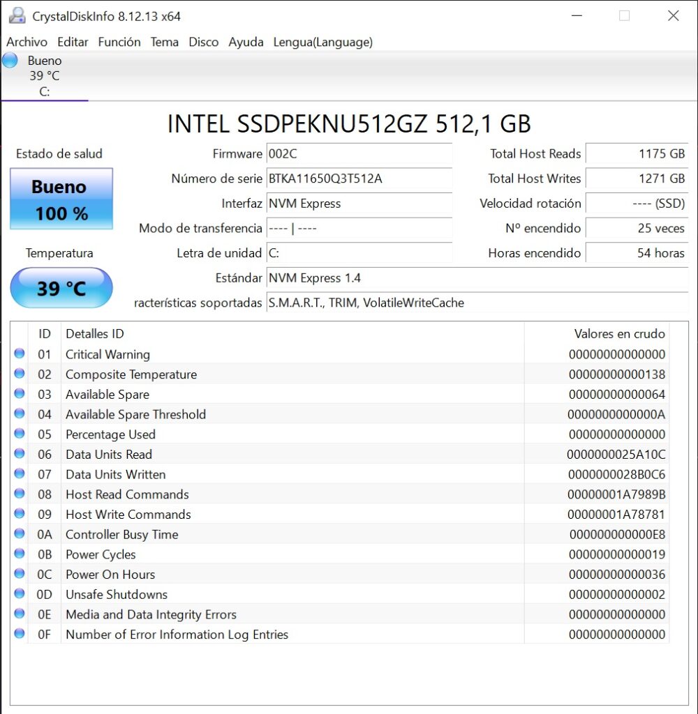 Asus Zephyrus M16 - CrystalDiskInfo8