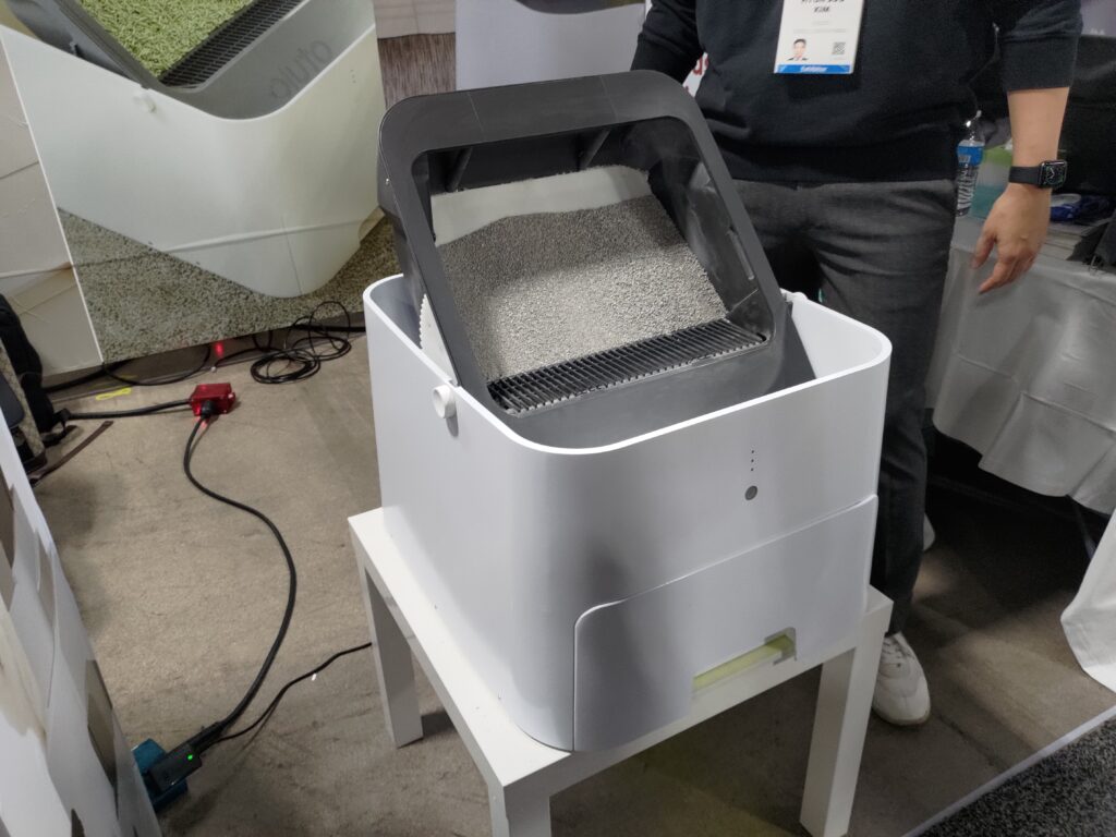 Pluto arenero inteligente foto 1