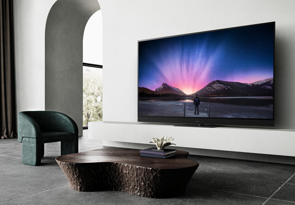 Panasonic exhibe la TV OLED ideal para películas y videojuegos | #CES2022