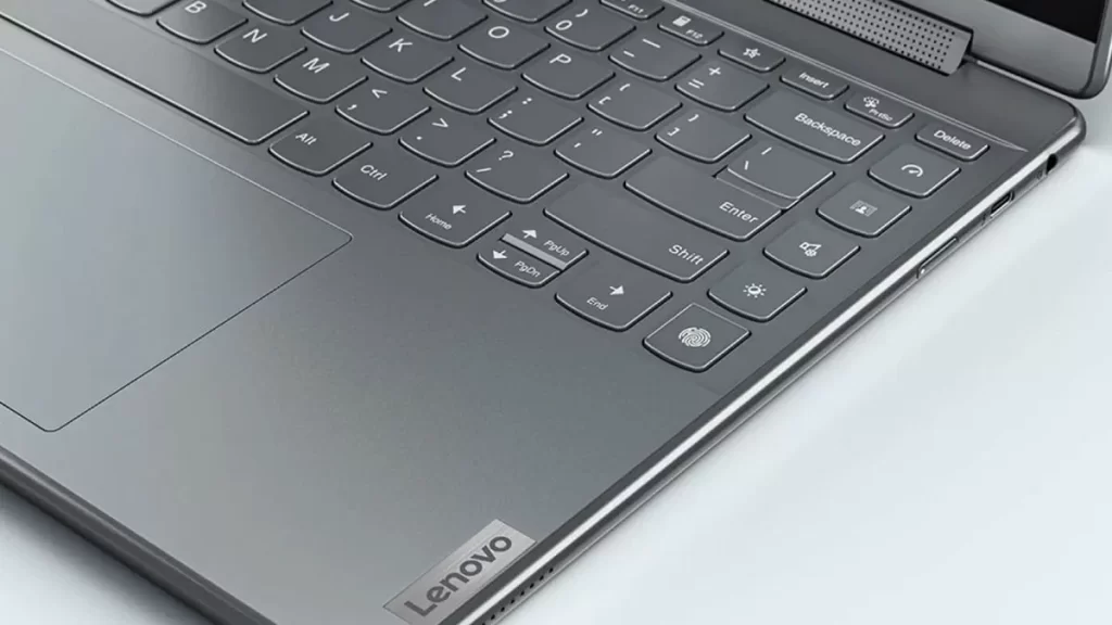 La nueva Lenovo Yoga 9i tiene botones para hacer los atajos más fáciles en Windows #CES2022