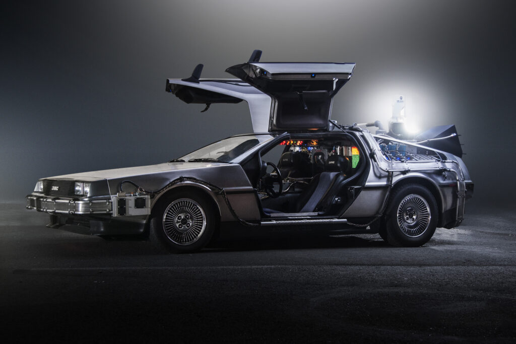 DeLorean Volver al Futuro foto portada