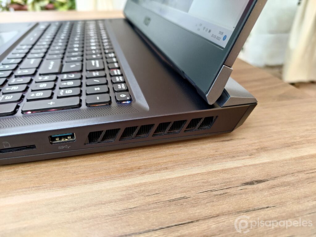 MSI Raider GE76 12UHS foto 11