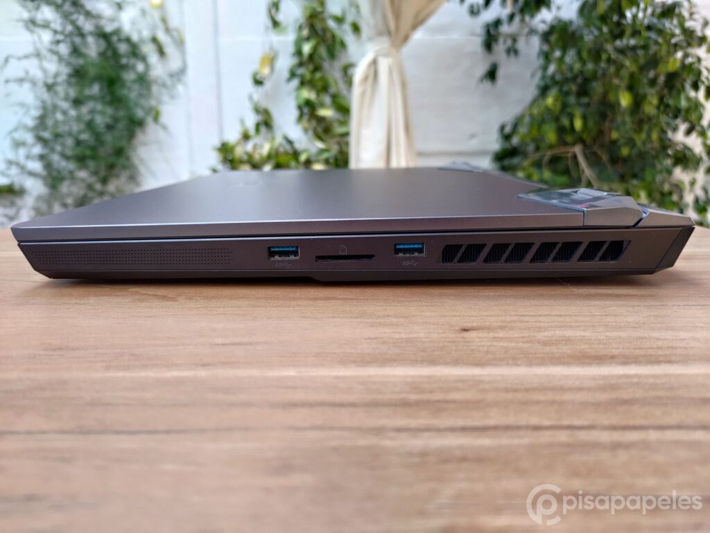 MSI Raider GE76 12UHS foto 15