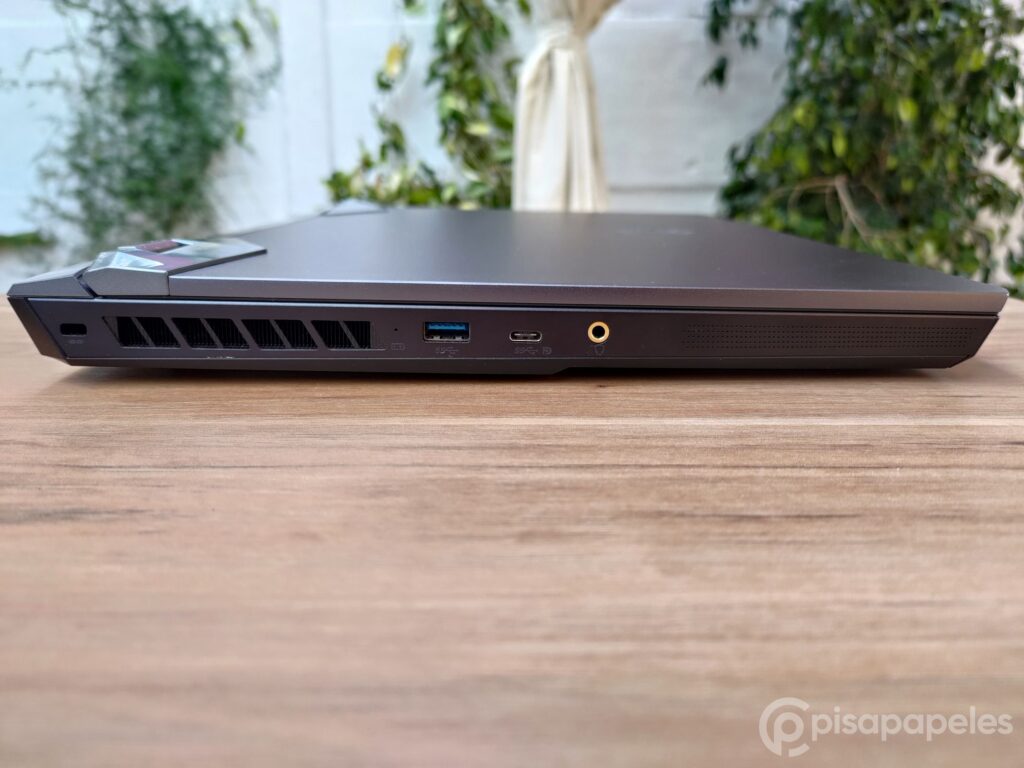 MSI Raider GE76 12UHS foto 17