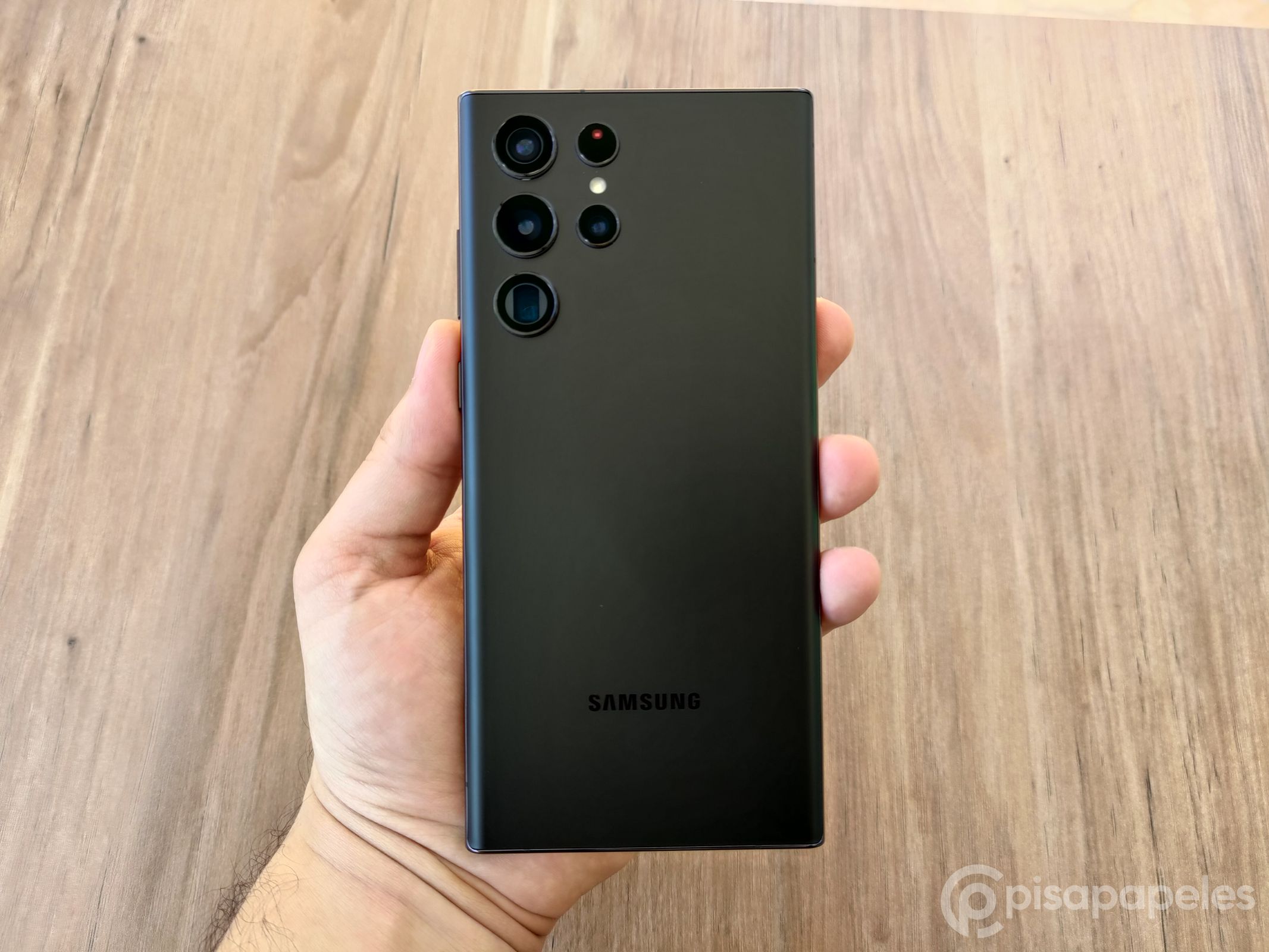 Samsung Galaxy S22 Ultra foto 05