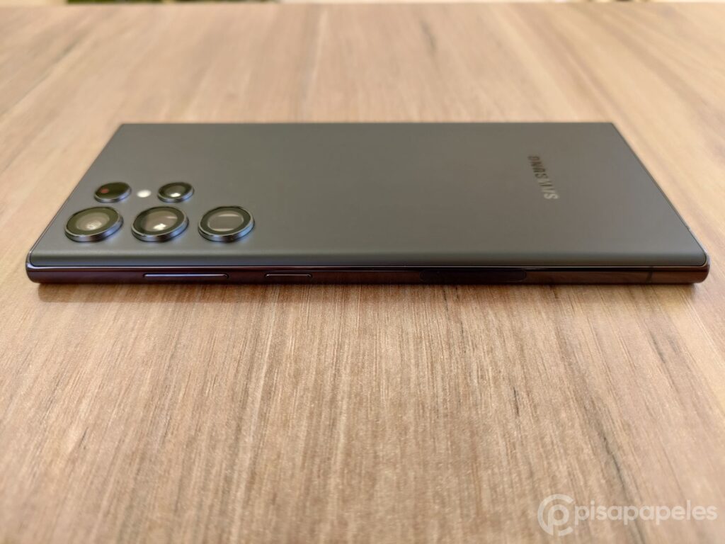 Samsung Galaxy S22 Ultra foto 17