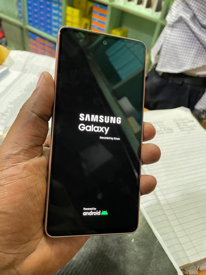 El Samsung Galaxy A53 ya salió a la venta en Kenia aunque no ha sido presentado oficialmente