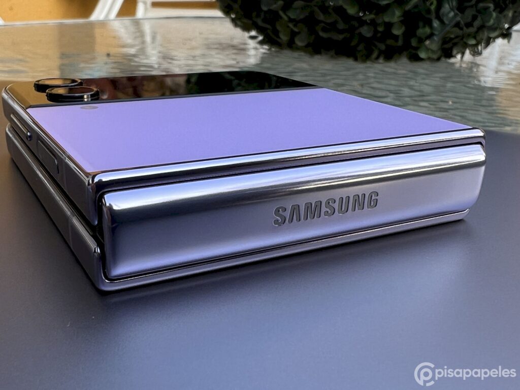 Samsung estaría trabajando en un cargador inalámbrico inteligente llamado SmartThings Station