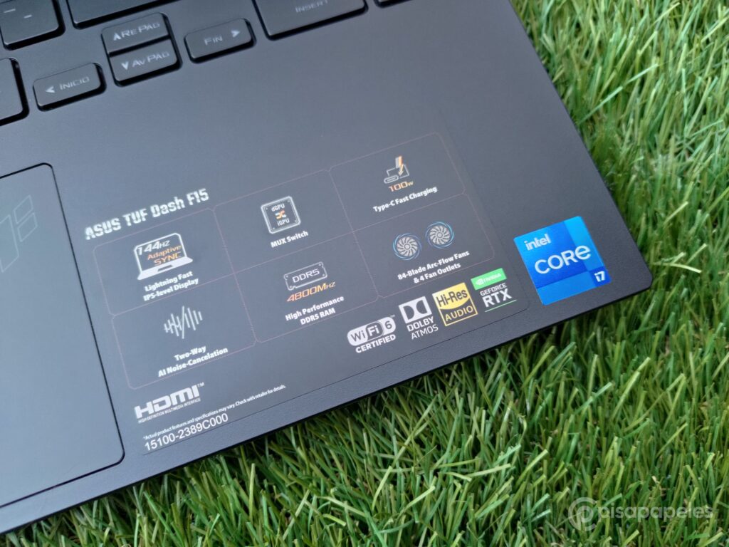 Asus TUF Dash F15 foto equipo 33