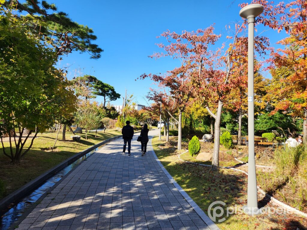 Samsung Digital City Suwon (9)