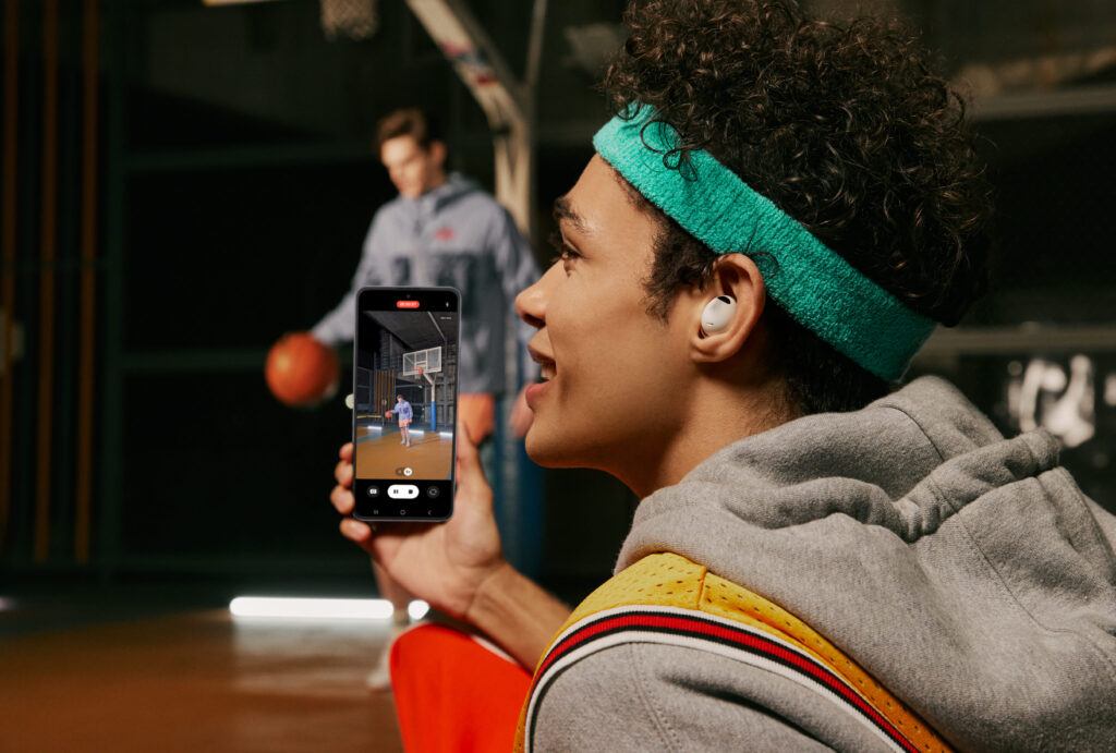 Los Samsung Galaxy Buds 2 Pro ahora te permitirán grabar Audio 360 para tus videos usando sus micrófonos internos