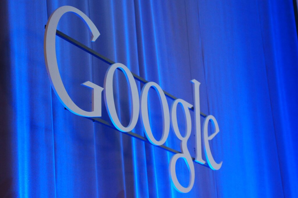 Google prepara su rival para ChatGPT basado en LaMDA, según CNBC