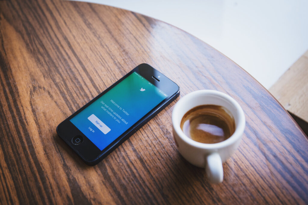 Twitter Blue permite publicar tweets de hasta 4.000 caracteres