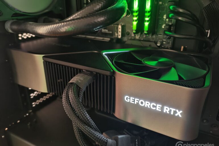 NVIDIA GeForce RTX 4090 FE Pisapapeles foto 27