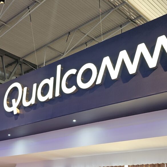 Qualcomm logo MWC 23 Pisapapeles portada