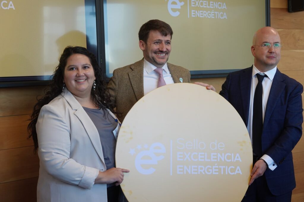 Ministerio de Energía inicia trabajo colaborativo con Google Chile en el marco de la presentación del Sello de Excelencia Energética