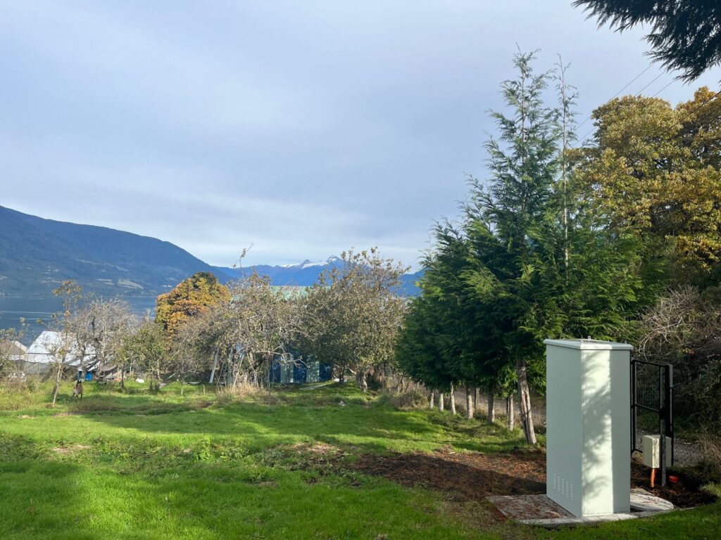 Nodo de conexión a la fibra óptica Austral