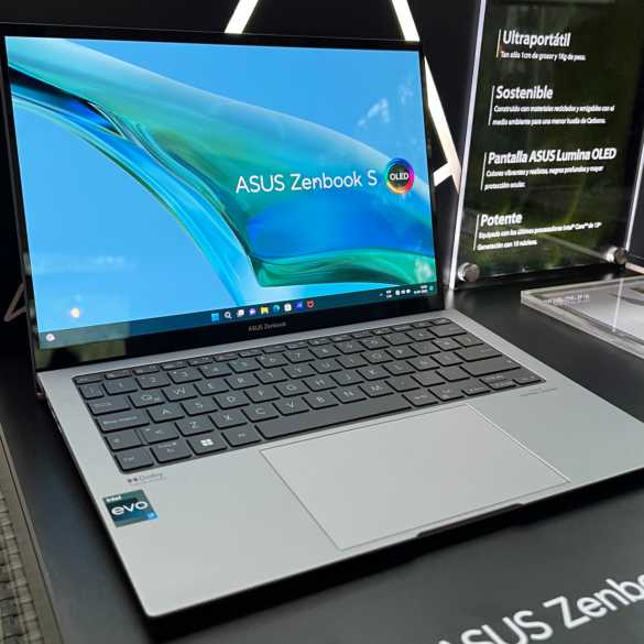 ASUS