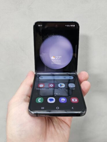 SAMSUNG-GALAXY-Z-FLIP-5-PISAPAPELES.NET-04