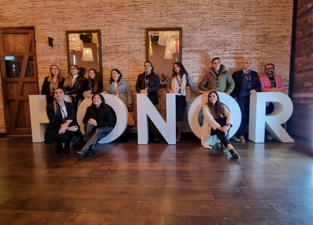 Honor: Andrea Molina, David Moheno - Qualcomm: Ricardo Anaya