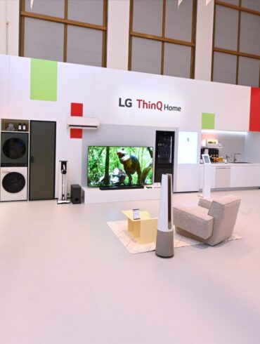 LG