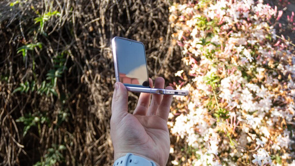 Aprovechando el modo Flex del Samsung Galaxy Z Flip 5