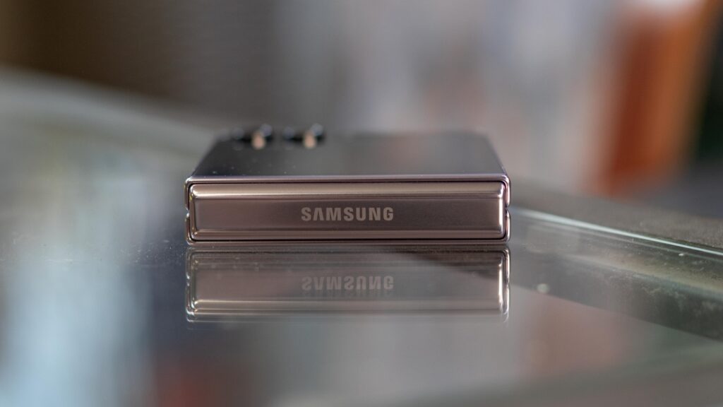 Samsung podría equipar al Galaxy Z Flip6 con un procesador Exynos este año