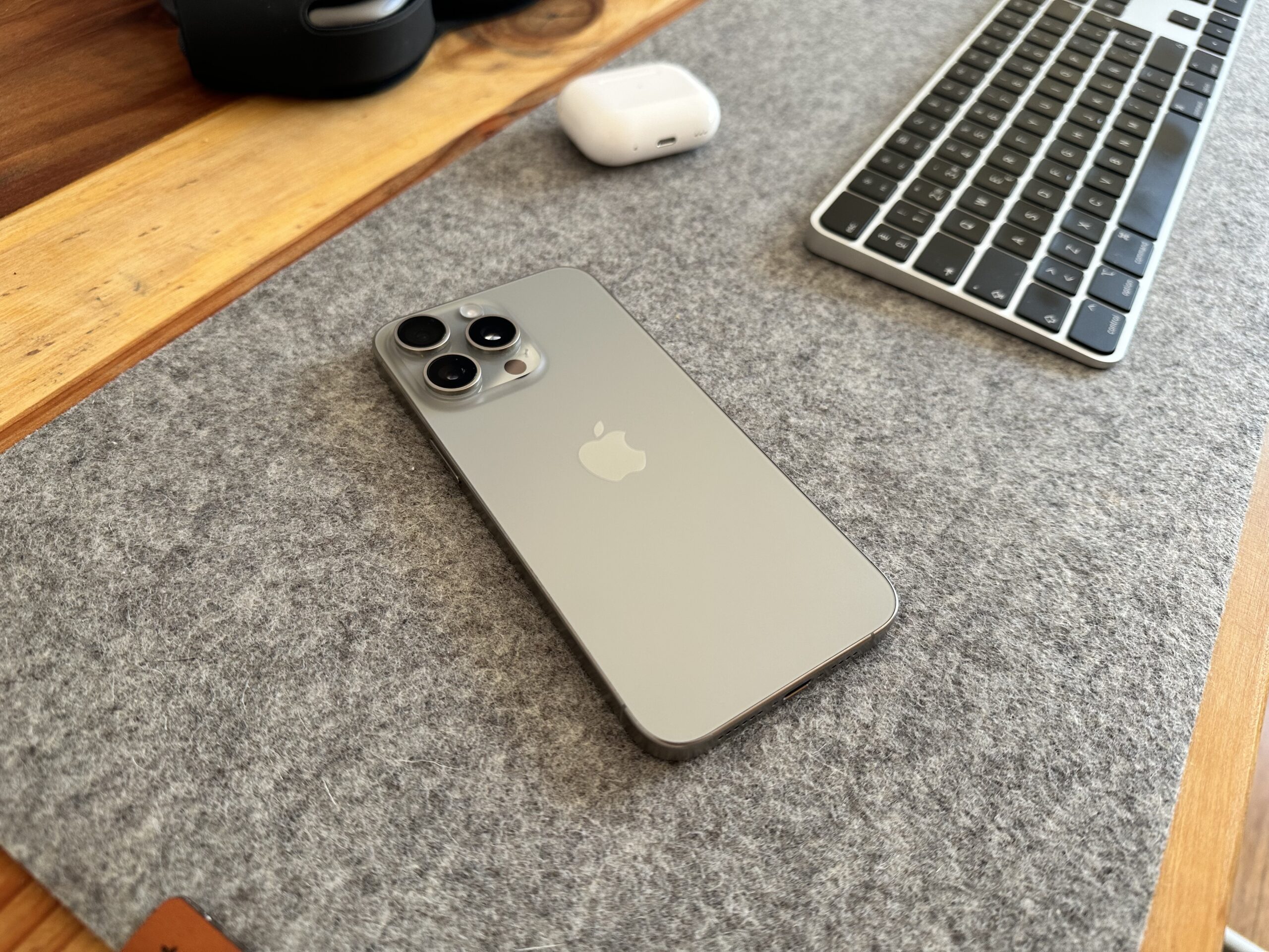 El iPhone 16 Pro tendría una cámara con zoom óptico de 5x